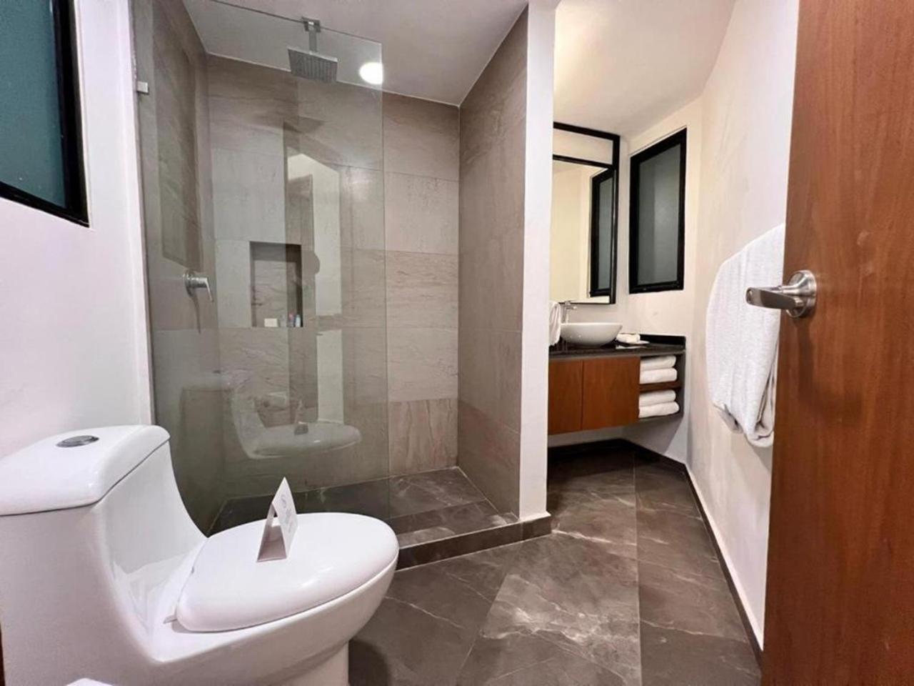 Seven Boutique Apartments Cancun Exterior photo