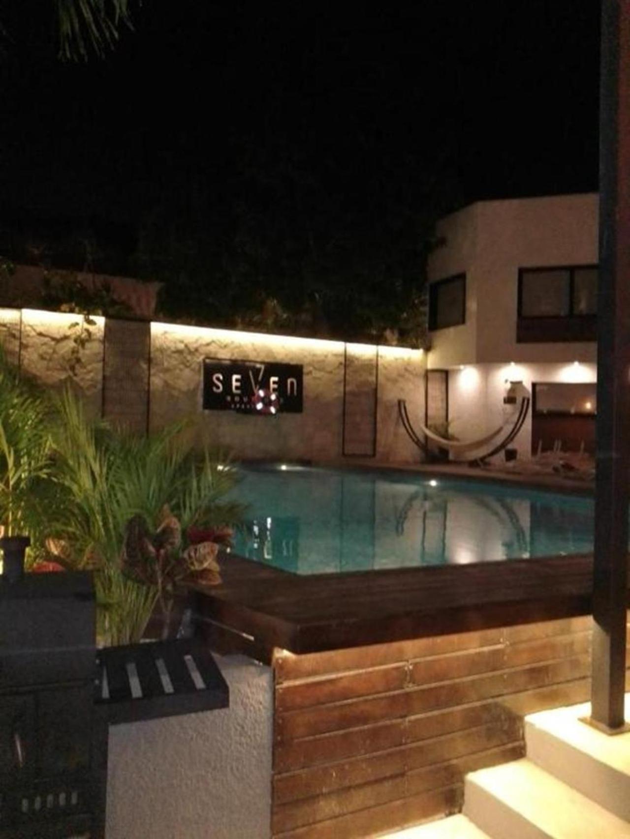 Seven Boutique Apartments Cancun Exterior photo